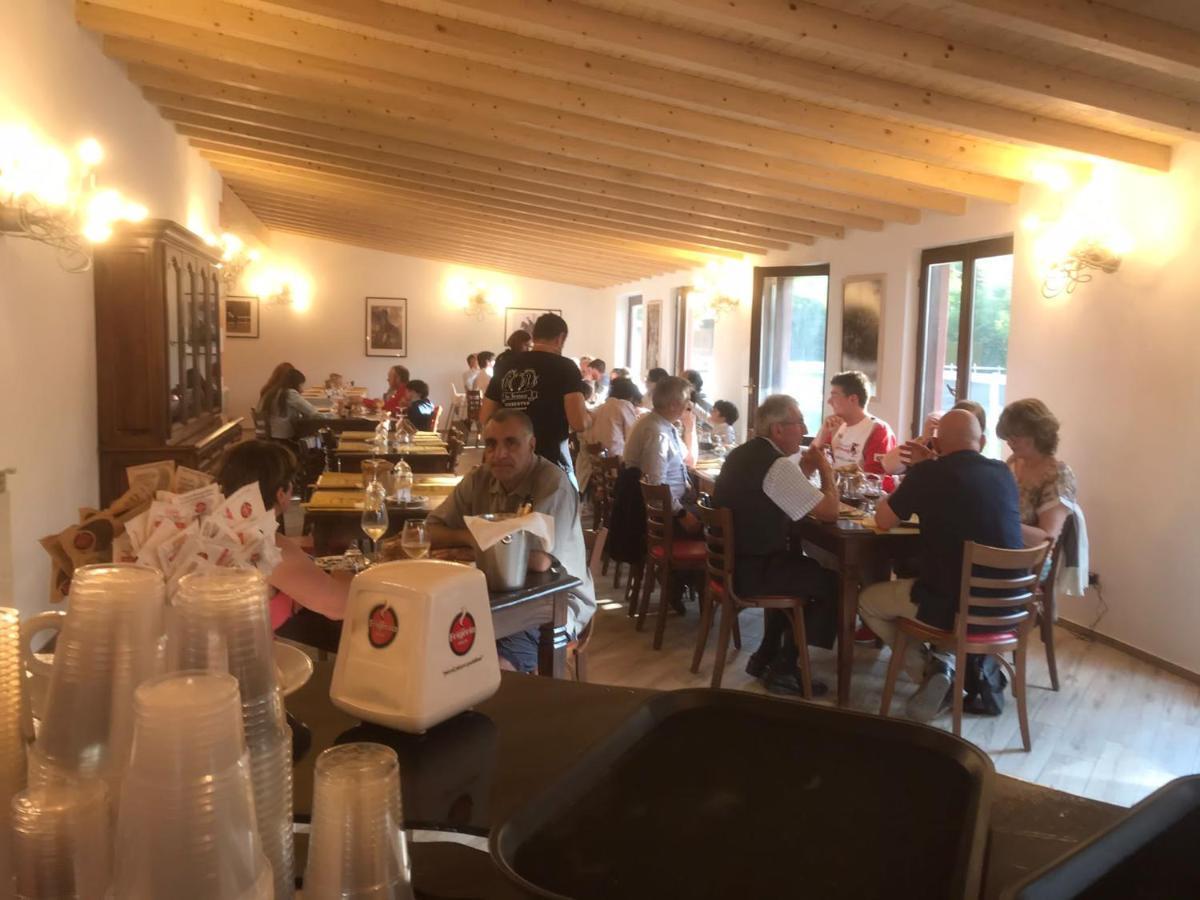 Agriturismo La Fornace Centro Ippico Como Ngoại thất bức ảnh
