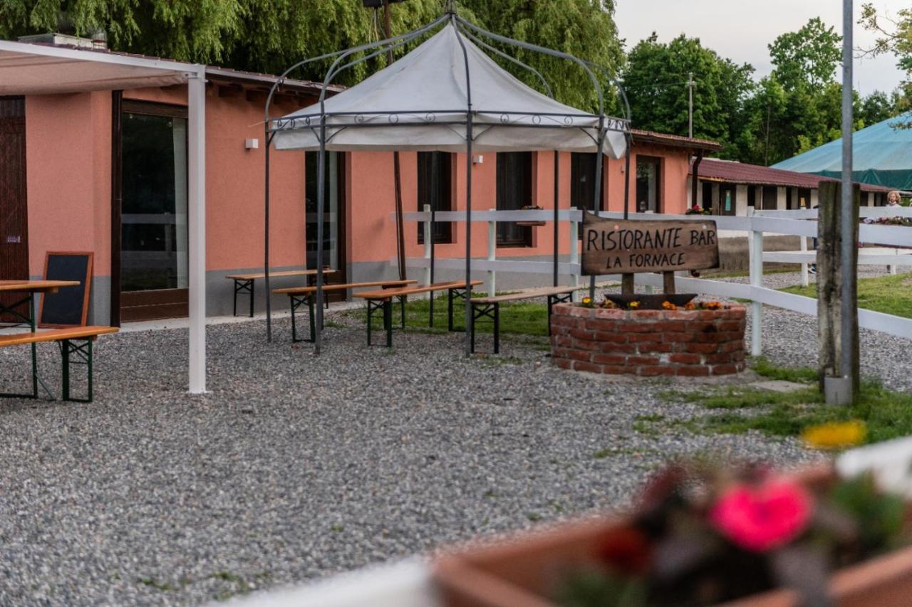 Agriturismo La Fornace Centro Ippico Como Ngoại thất bức ảnh